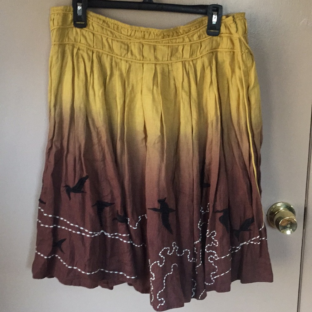 Lithe skirt with birds